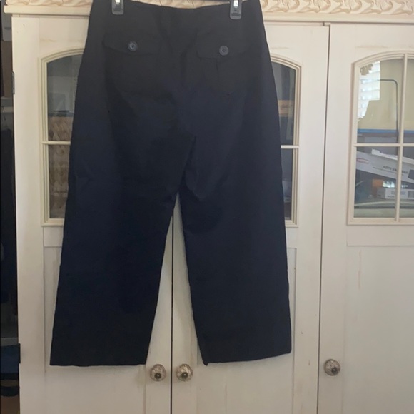 (r) elativity Black Capris - Picture 2 of 3